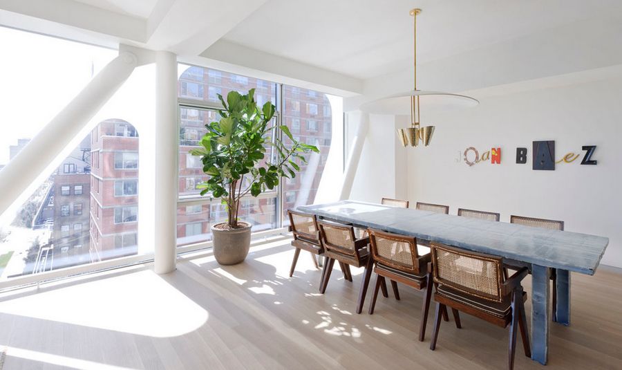 Floor to ceiling windows for dining area