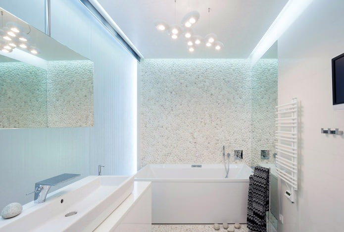 парящая потолочная конструкция в ванной