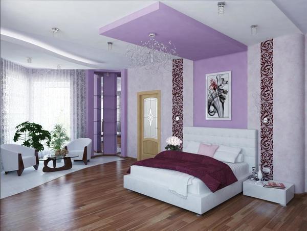 Для того чтобы дизайн сиреневой спальни был гармоничным, необходимо правильно подобрать мебельный гарнитур и элементы декора