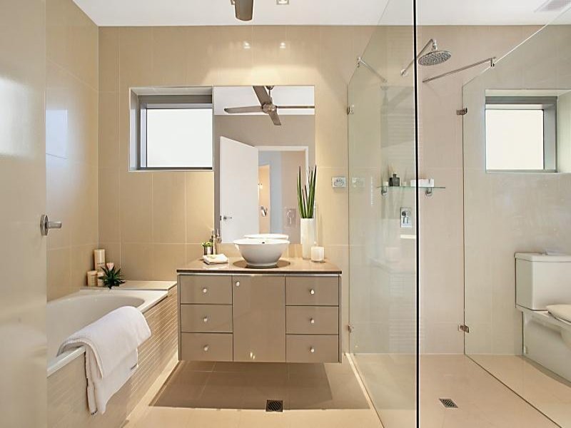 Красивые интерьеры ванной - уютная ванная в бежевом цвете
