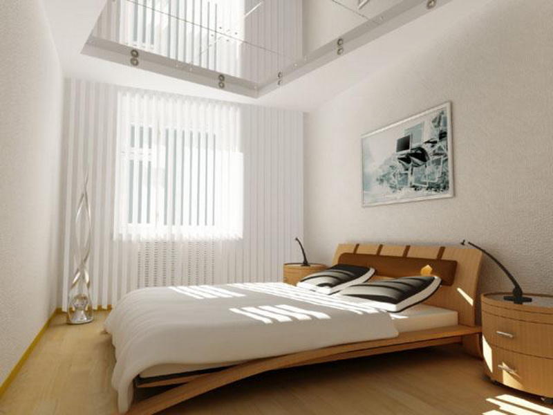 Если спальня небольших размеров, тогда потолок лучше оформлять в светлых оттенках, ведь это поможет визуально расширить комнату