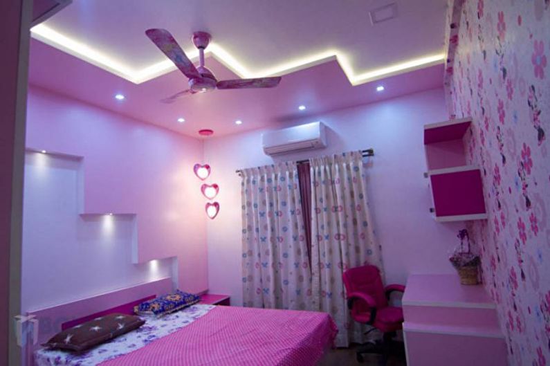 Дизайн детской комнаты в розовых тонах - Отделка потолка
