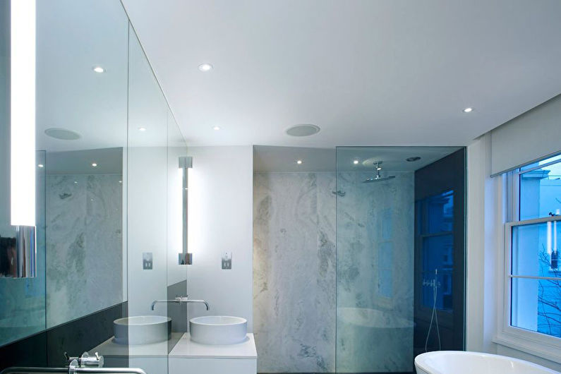 Натяжной потолок в ванной - Современный стиль